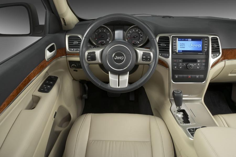  Jeep Grand Cherokee 2011 года  (фото 41 из 91)